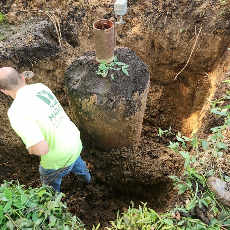 Replacing buried pressure tank